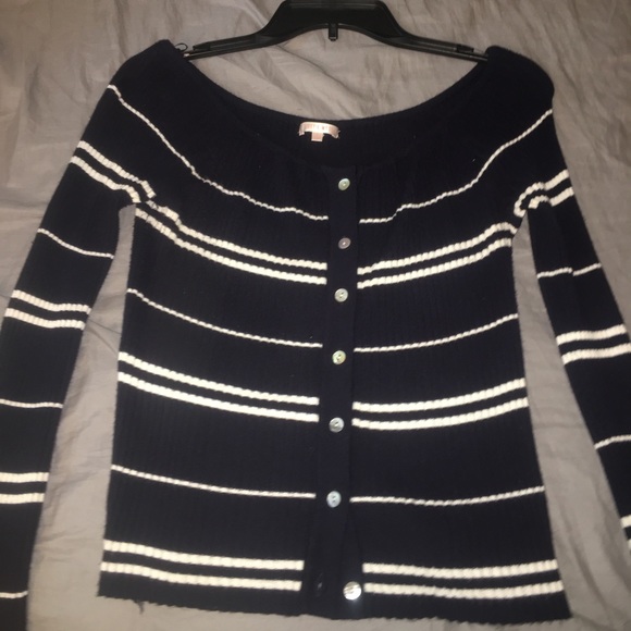 Off the shoulder top - Picture 2 of 2